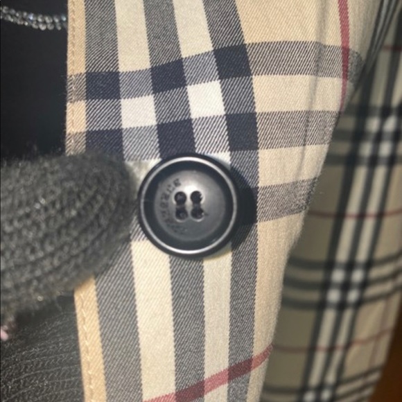 Burberry London Botton Down Long Sleeve with Neck Buckle